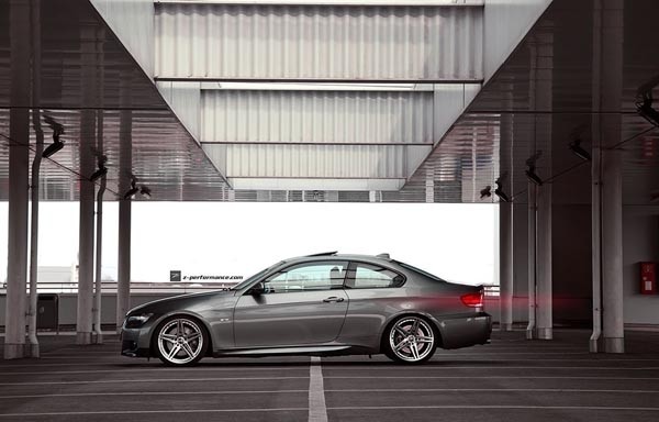 Z-Performance Four Hyper Silver - Face Polish 8,5x19 5x120 ET35