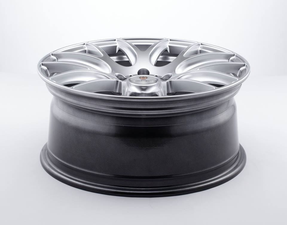STUTTGART ST3 8.5x20 5x120 ET18 HYPER SILVER Velgen