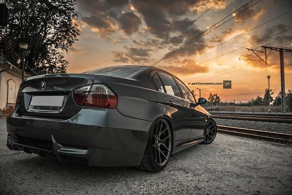 Z-Performance Seven Hyper Black 9,5x19 5x120 ET35 Velgen