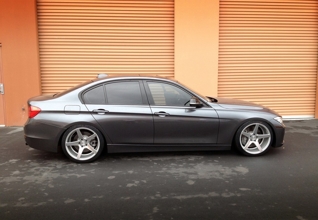 AVANT-GARDE M550 SATIN SILVER 11x19 5x130 ET 52