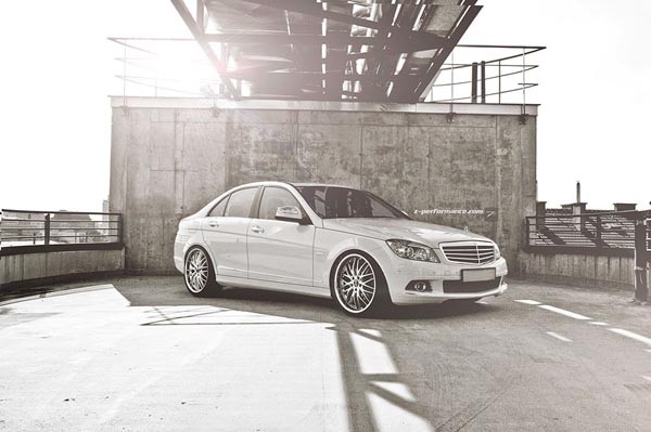 Z-Performance Two Hyper Silver Inox 8x19 5x120 ET38 Velgen