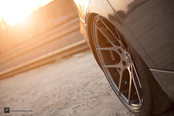 Z-Performance Seven Hyper Black 9,5x19 5x120 ET35 Velgen