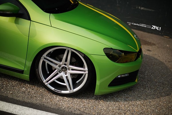 Z-Performance ZP4.1 Deep Concave 5x120 9.5x19 ET40 Zilver Velgen