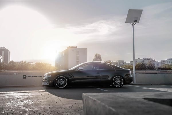 Z-Performance Two Black Chrome Inox 8x18 5x112 ET47 Velgen