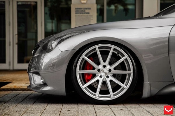 Vossen VFS1 9.0x20 5x112 ET32 Silver Brushed Flat Face